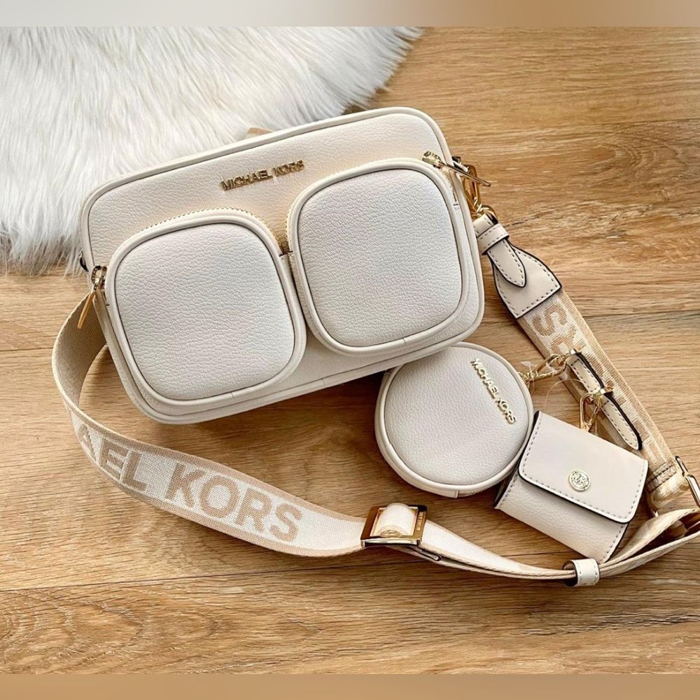 Michael Kors Jet Set Leather Crossbody Bag W/ Case For Apple Airpods